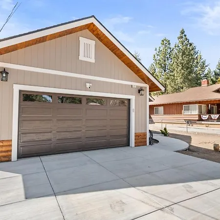 New The Starlight Cottage, Bbq & Patio!